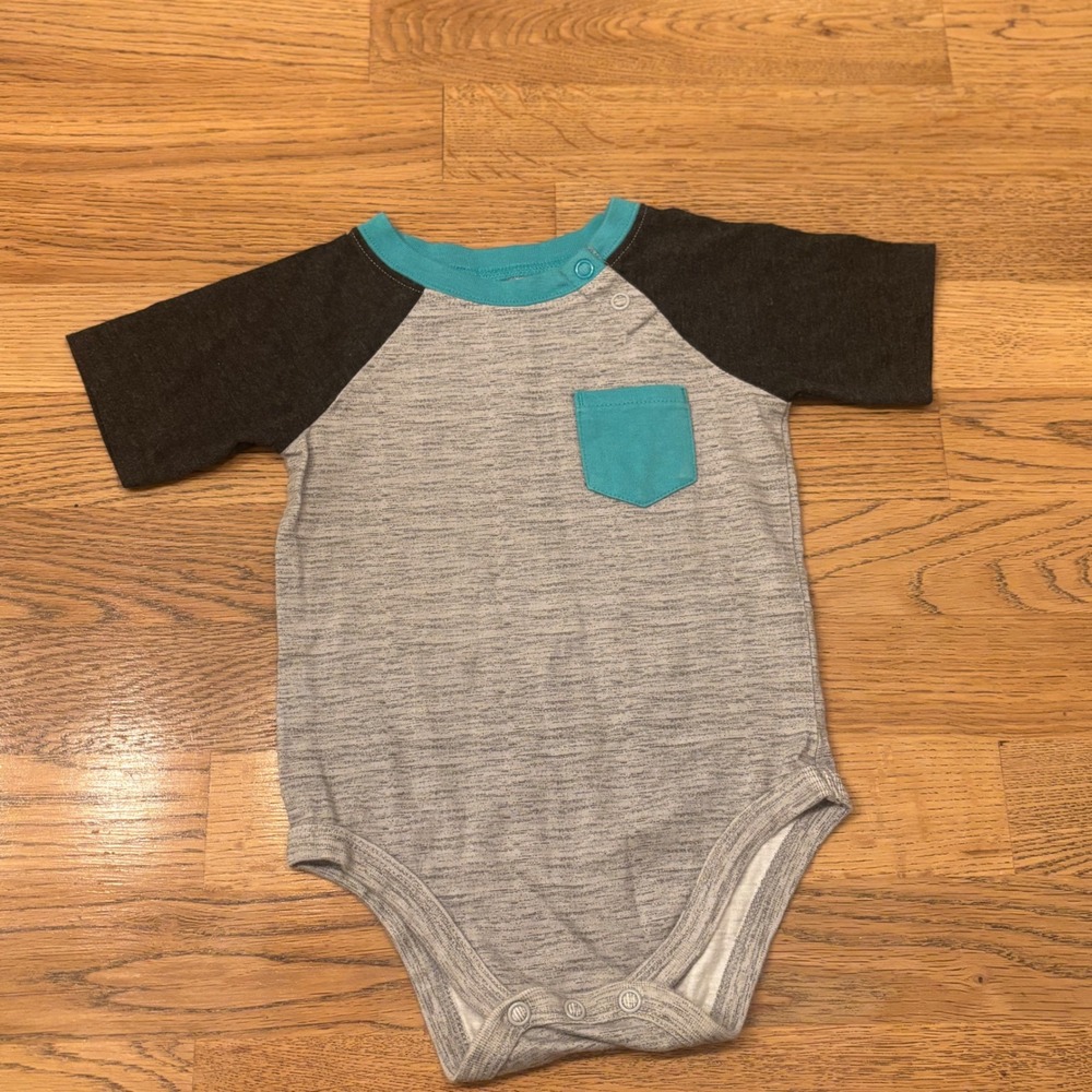 Garanimals Baby Boys 12M Gray‎ Heather Baseball Bodysuit Turquoise Pocket